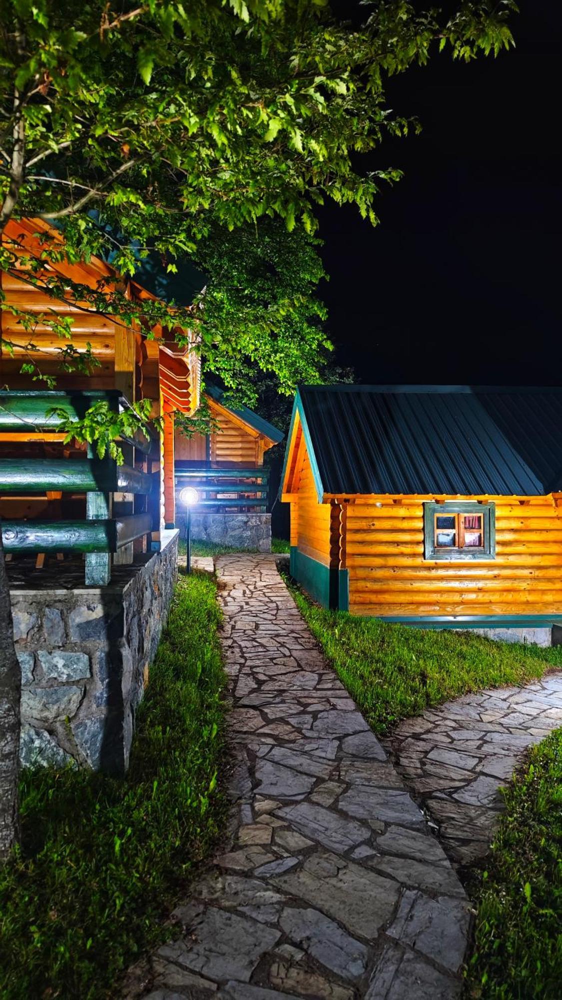 Kozak Apartments & Restaurant Mojkovac Buitenkant foto