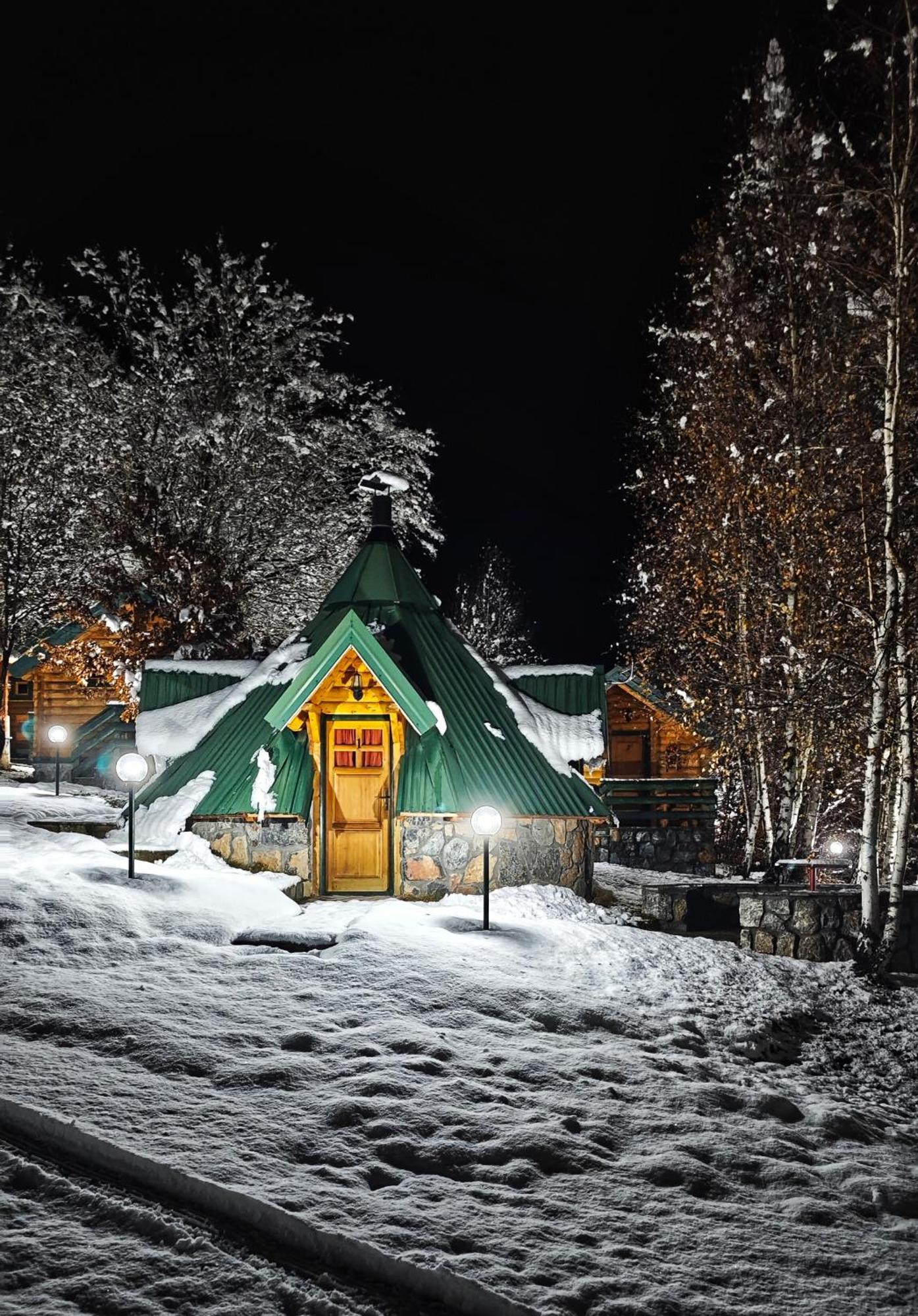 Kozak Apartments & Restaurant Mojkovac Buitenkant foto