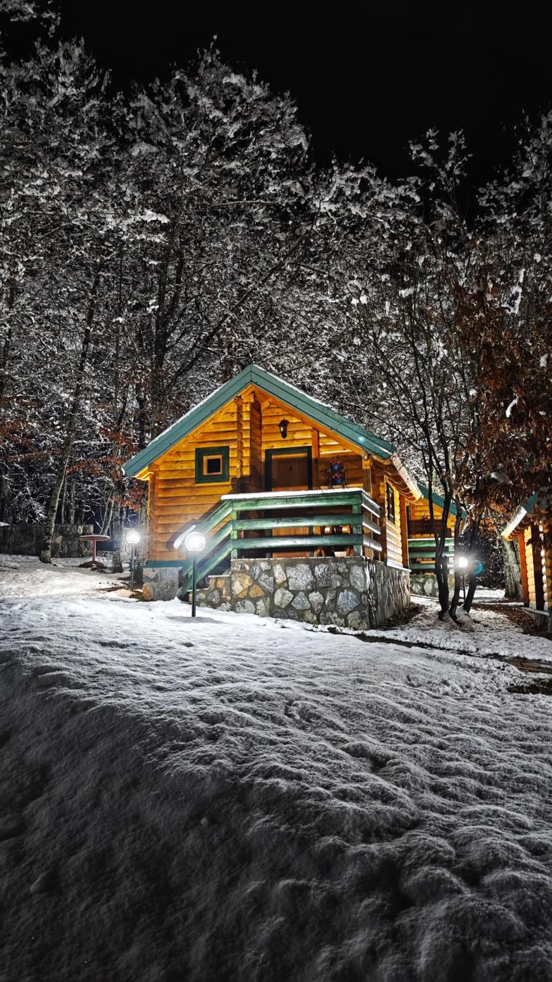 Kozak Apartments & Restaurant Mojkovac Buitenkant foto